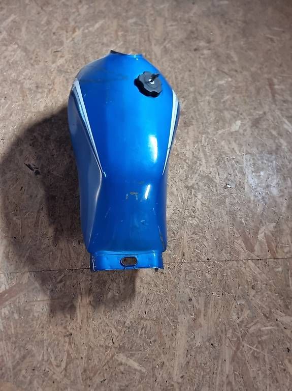 Coperchi dei cremini per caffè: Tank RD 125 LC.   18 – Usato da Aedermannsdorf venduto da Automarkt 1