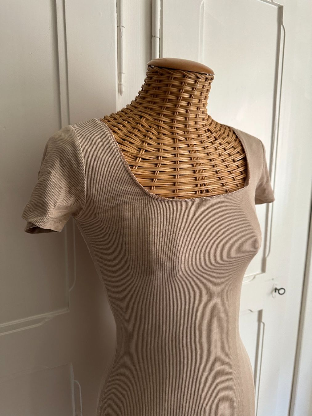 Tally Weijl Vestiti: Kleidchen beige gerippt XS – Usato da Zürich venduto da Diazaio 1