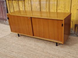 Florence Knoll Sideboard Nussbaum