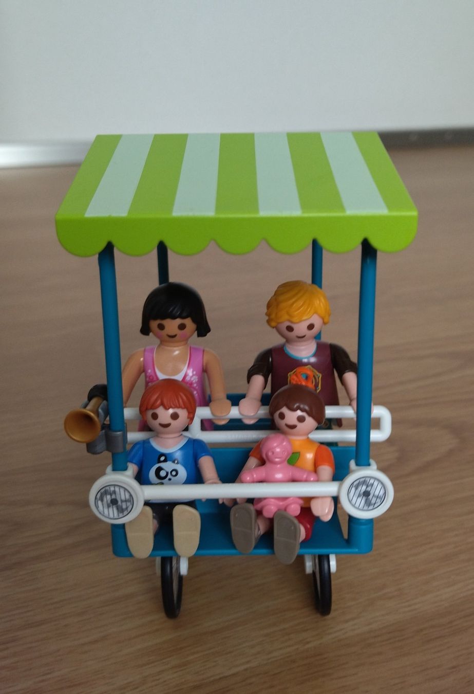 Playmobil Giocattoli: Playmobil - Sets 6155, 9474, 70092, 70093 – Usato da Schwarzenbach SG venduto da nirobo 1