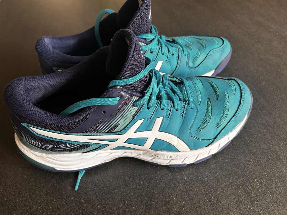 Herrenschuhe: Asics Gel-Beyond Gr.46 – Gebraucht aus Innertkirchen von Katzeschwarz74 1