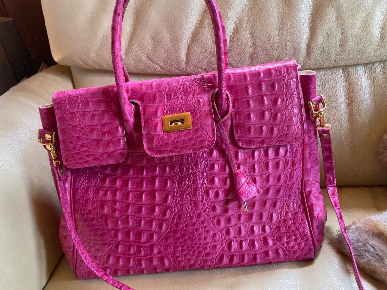 Borse da donna: Tasche mit KROKO PRÄGUNG – Nuovo (secondo la descrizione) da Langnau am Albis venduto da Judithsebi 1
