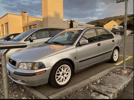 Volvo s40
