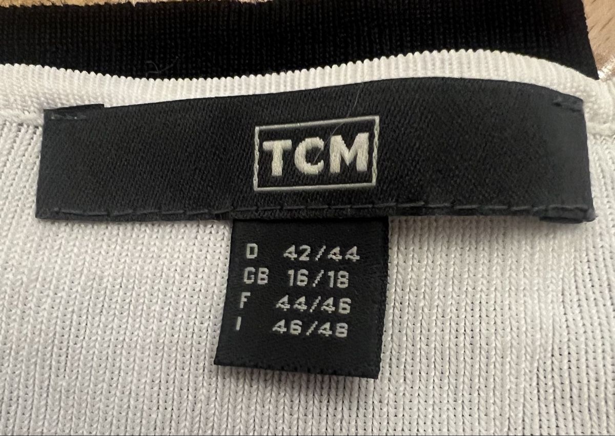 Maglioni & Felpe: Damen Pullover gestreift Grösse 42/44 guter Zustand – Usato da Oftringen venduto da Nashorn_rn2c 3