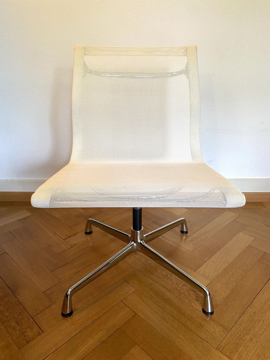 Vitra Stühle: Design Vitra Aluminium Chair EA 101 – Gebraucht aus Olten von sportwelt 2