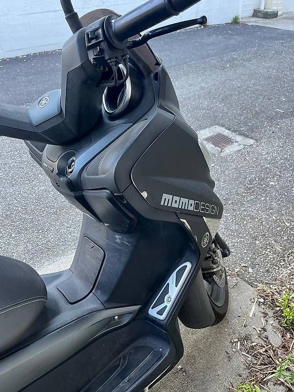 Scooter: X-max 250 MOMO – Usato da Versoix venduto da nic_fvl8 2
