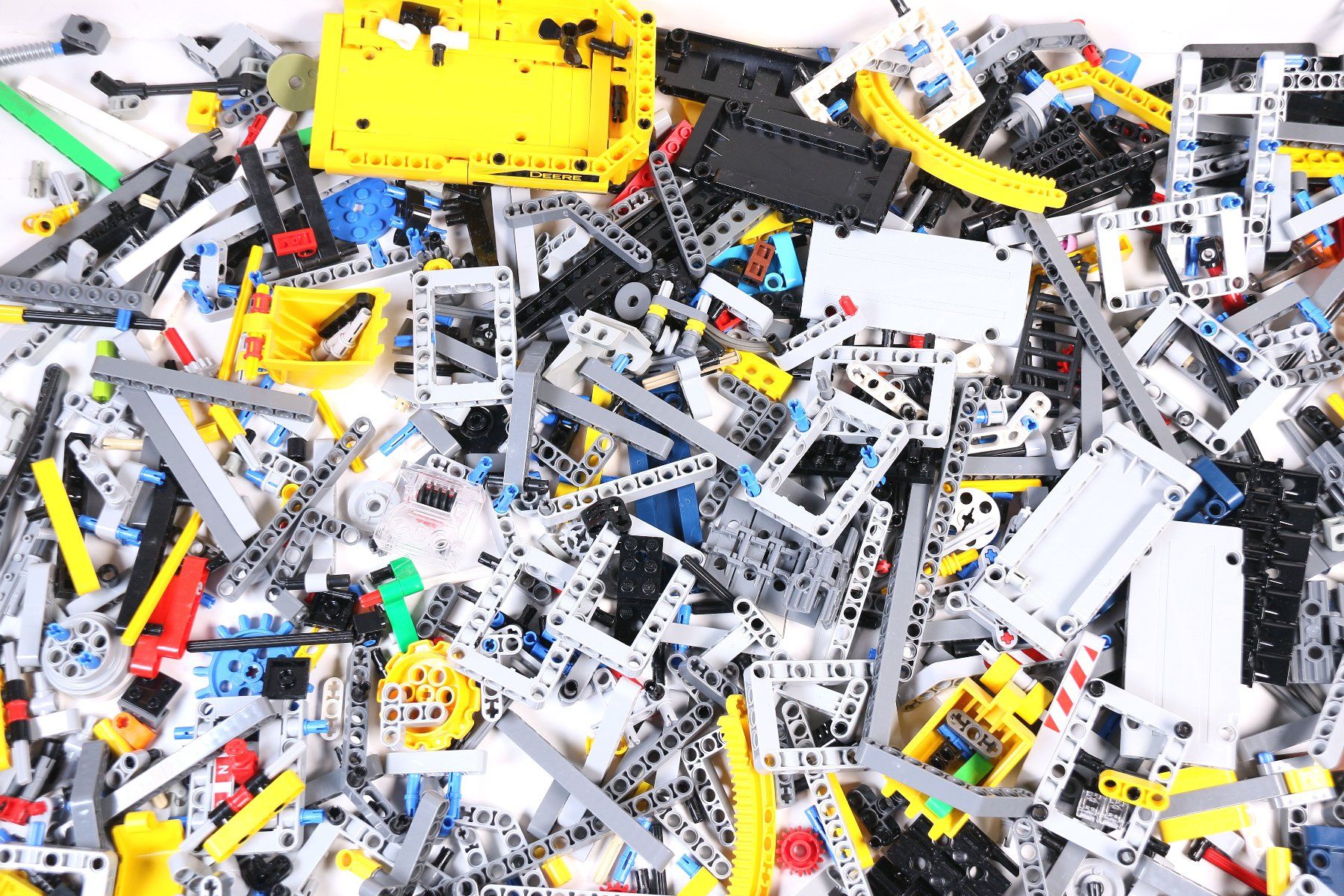 Lego Baukästen: 1.5 kg überwiegend Technikteile – Gebraucht aus Hettlingen von Scholi99 2