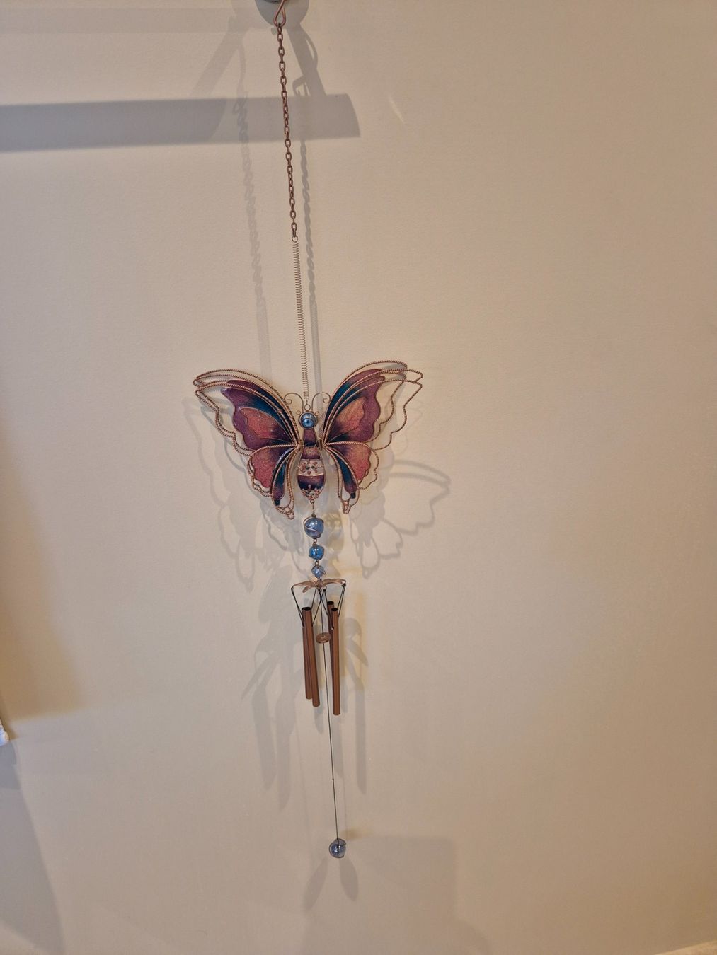 Sonstige Dekorationen & Accessoires: Windspiel Schmetterling mit Perlen – Gebraucht aus Dietikon von grafad