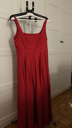 Kleid rot mit Punkten Sommerkleid Grösse S guter Zustand