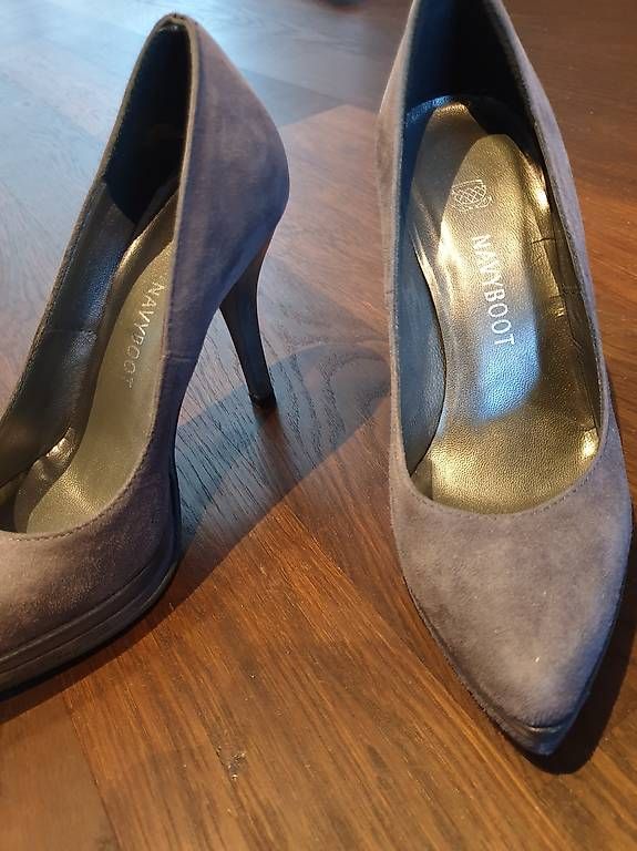 Navyboot Damenschuhe: Pumps, Navyboot, Gr. 36, wie neu – Gebraucht aus Rütihof von tweedy123 1