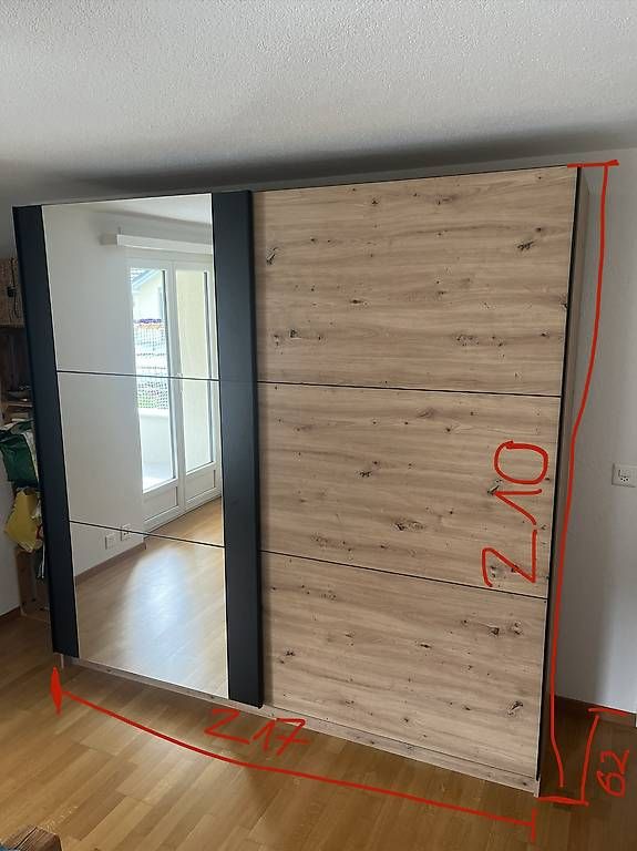 Schränke: Kleiderschrank mit Schiebetüren – Gebraucht aus Willisau von freerider1080 1