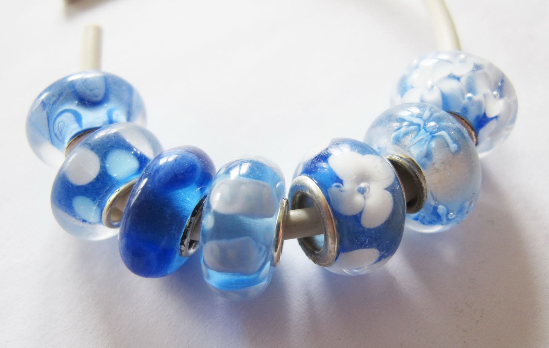 Ciondoli: 7 Stk. Perlen Beads European Beads – Nuovo (secondo la descrizione) da Schwanden GL venduto da UHRKNALL 2