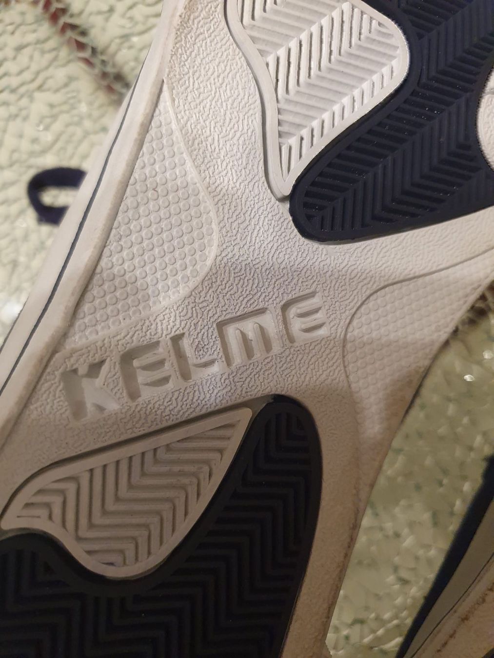 Chaussures hommes: Kelme Gr. 45 – D'occasion à Luzern par Edii025 6