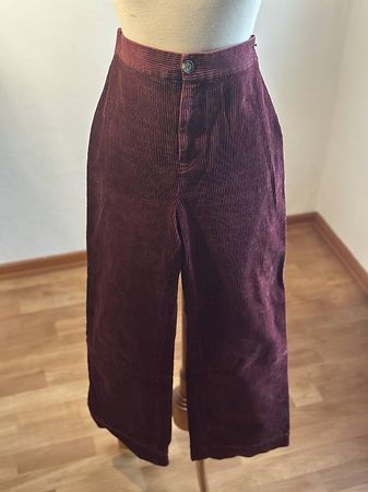 & other Stories Cordhose Highrise Burgund / Bordeaux rot 
