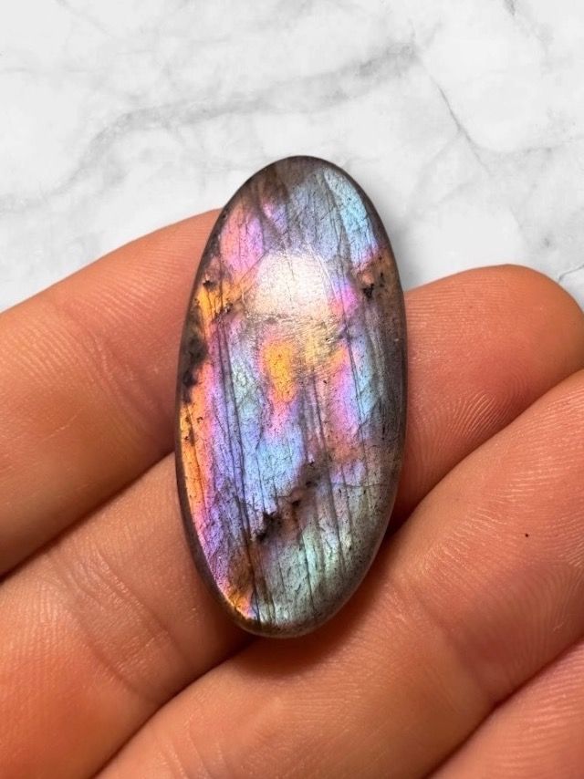Minerali & Pietre curative: Labradorit Cabochon wunderschön mehrfarbig, 45ct – Nuovo e nell'imballaggio originale da Männedorf venduto da cab_cb8m 1