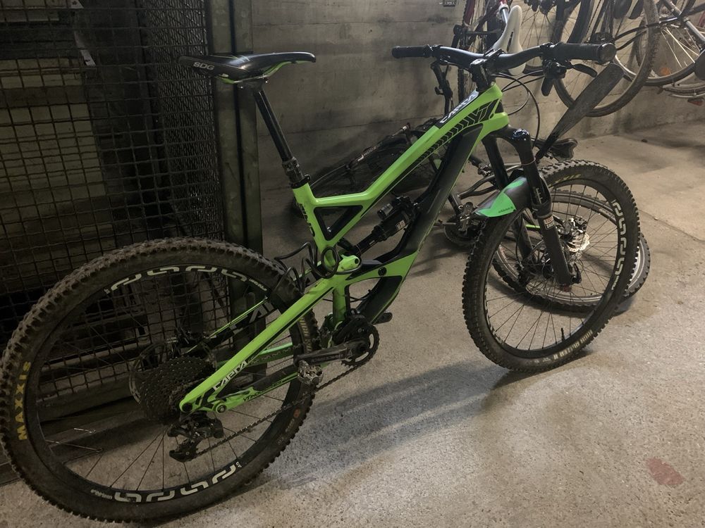 vtt-yt-capra-cf-pro-27-5-vert-fonc-taille-m-top-d-occasion