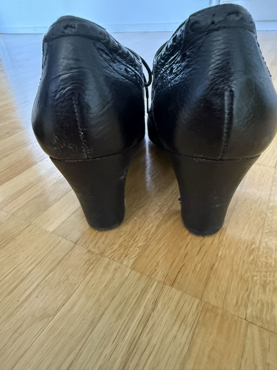 Ash Damenschuhe: Ash Stiefeletten Vintage – Gebraucht aus Wallisellen von galgiu 3