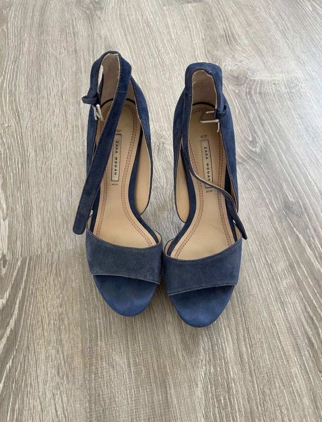 Zara Damenschuhe: Sandals au talons bleu daim 37 – Gebraucht aus La Croix (Lutry) von secondhandZara 2