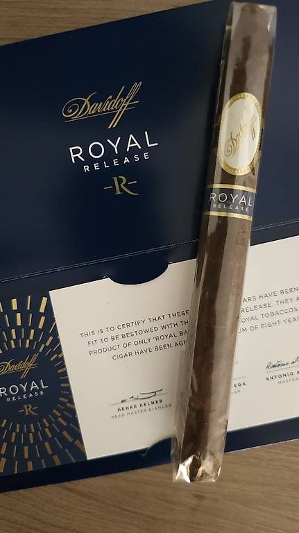 Zigarren: Davidoff Royal Release Salomones 2017 – Gebraucht aus Nürensdorf von adr_rt5r