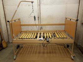 Elektrisches Pflegebett 90x200 cm, mit 4 Funktionen