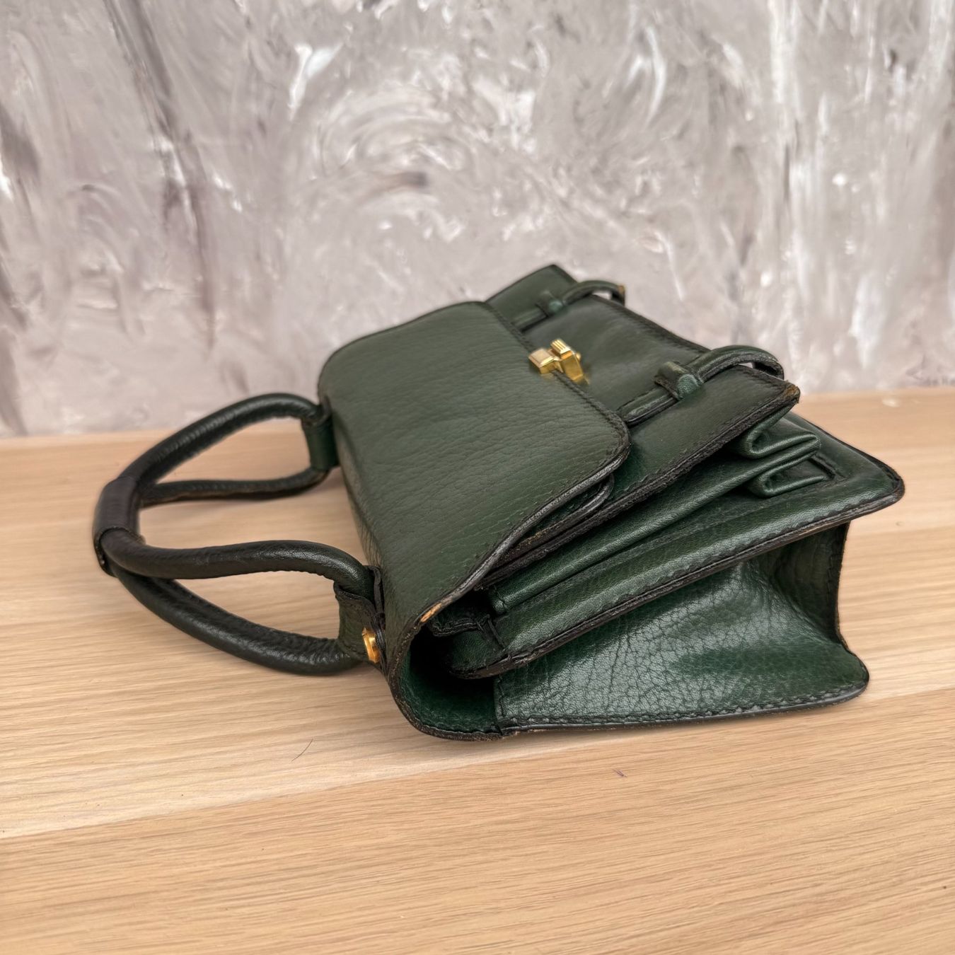 Borse da donna: Sac à main vintage vert fermeture dorée – Usato da Thônex venduto da Suisse.Shopping 2