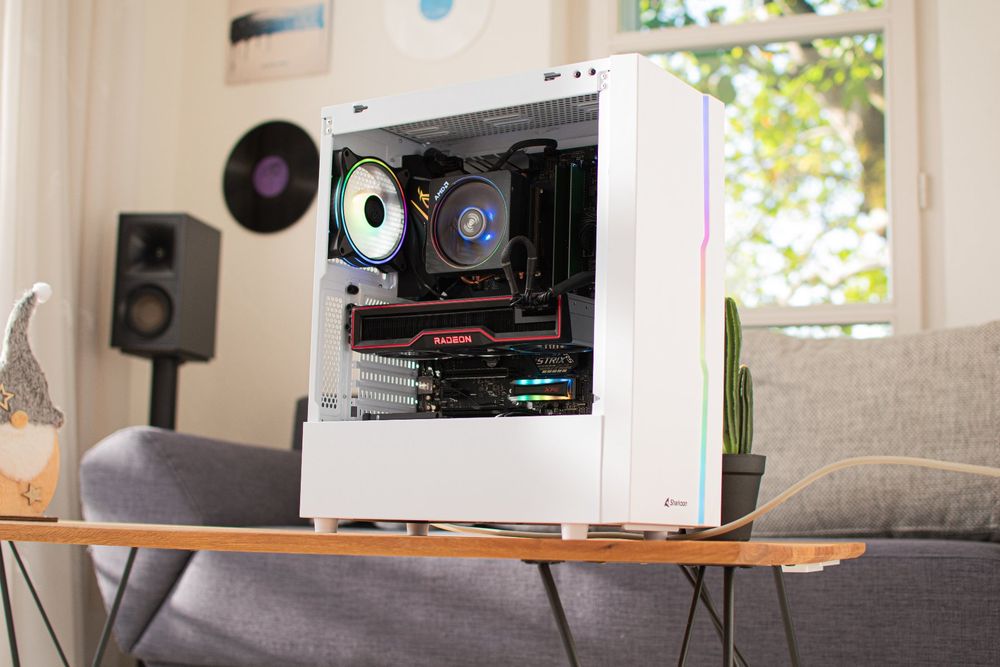AMD 6900XT, Ryzen7 2700X, 16GB Ram 500GB SSD gaming Computer (Gebraucht ...