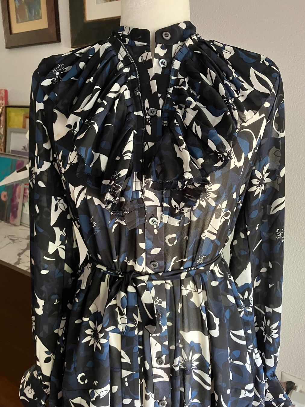 High Vestiti: NEU High Use Kleid Gr. S/M (IT 42) – Nuovo e nell'imballaggio originale da Windisch venduto da Lyudmila01 3