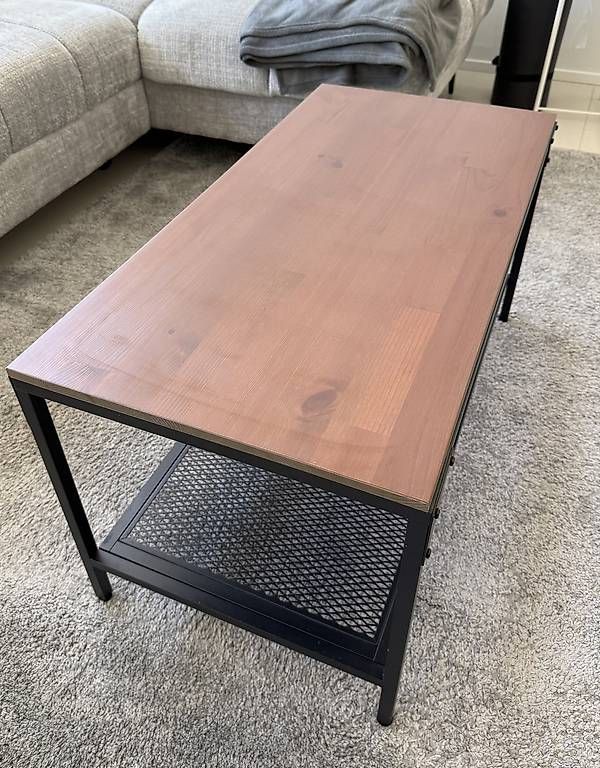 Ikea Tavoli: Ikea FJÄLLBO Couchtisch – Usato da Chur venduto da flu_x5g9 1