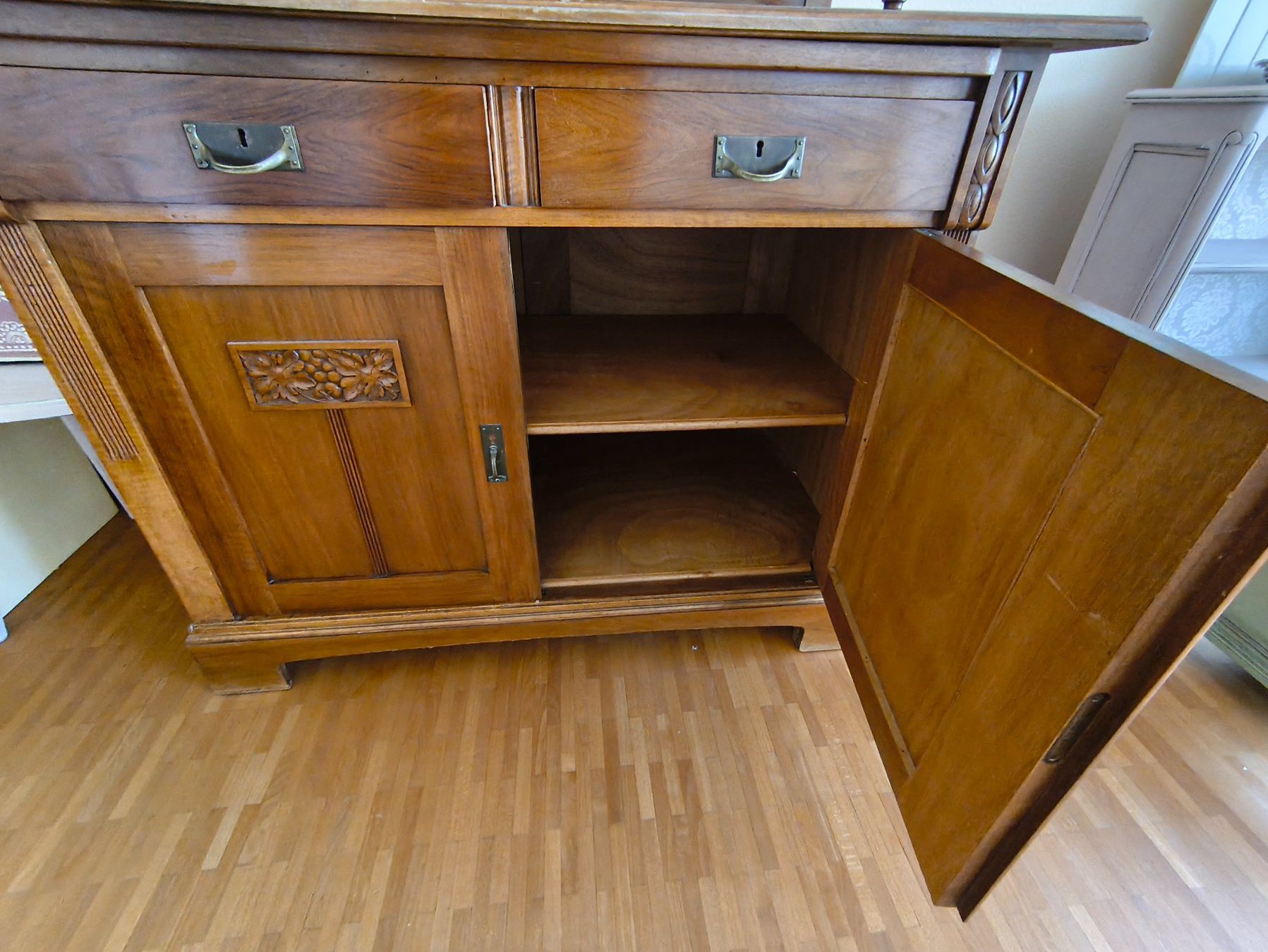 Credenze: Jugendstil Buffet Küchenschrank – Usato da Zürich venduto da Jul69 7