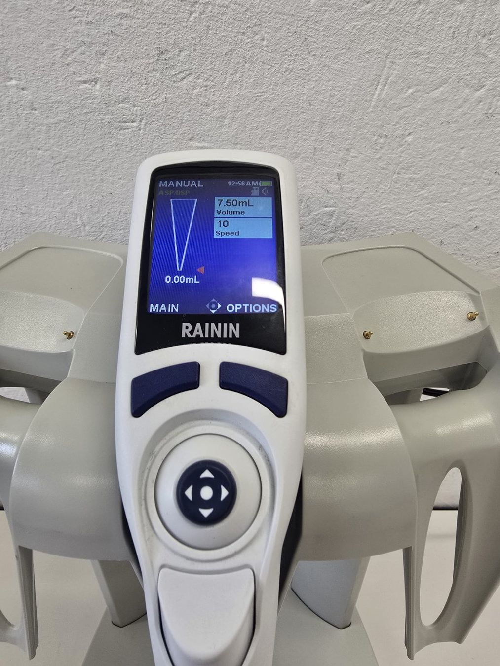 Mettler Toledo Misurare: Rainin E4 XLS LTS 1ml-10ml Pipette mit Ständer – Usato da Niederdorf venduto da LeptonAG_Labor 2