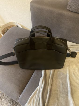 Lacoste Umhängetasche/Laptoptasche schwarz
