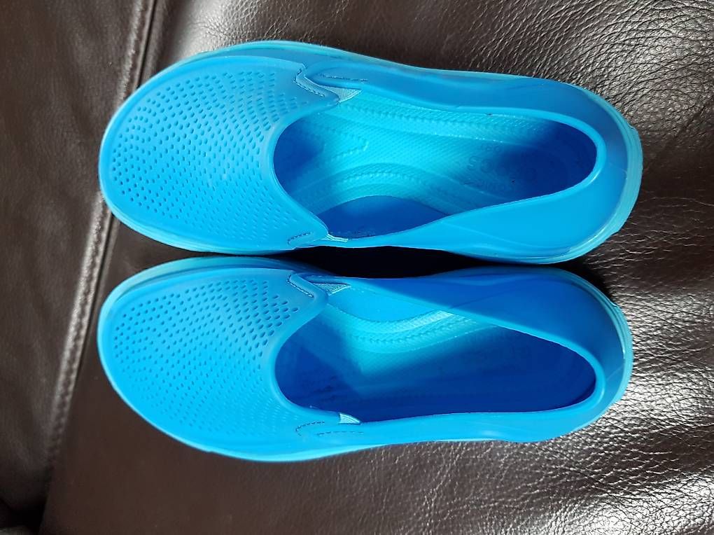 Crocs Scarpe per ragazzi: CROCS Kinder-Halbschuh/Moccasins Gr.33/34 – Usato da Erlach venduto da ha_si 2