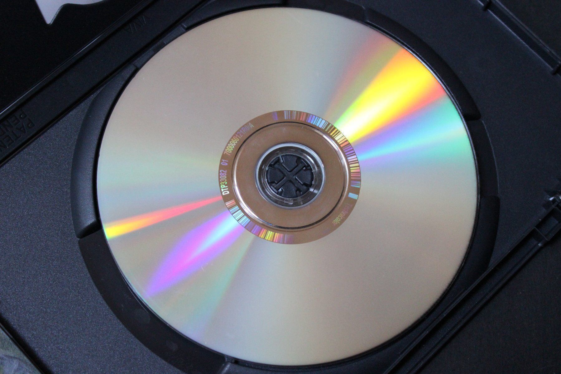 Tutti i DVDs: TOM UND JERRY - DER VERLORENE DRACHE - SPIELFILM DVD – Usato da Tübach venduto da JamesStone 4