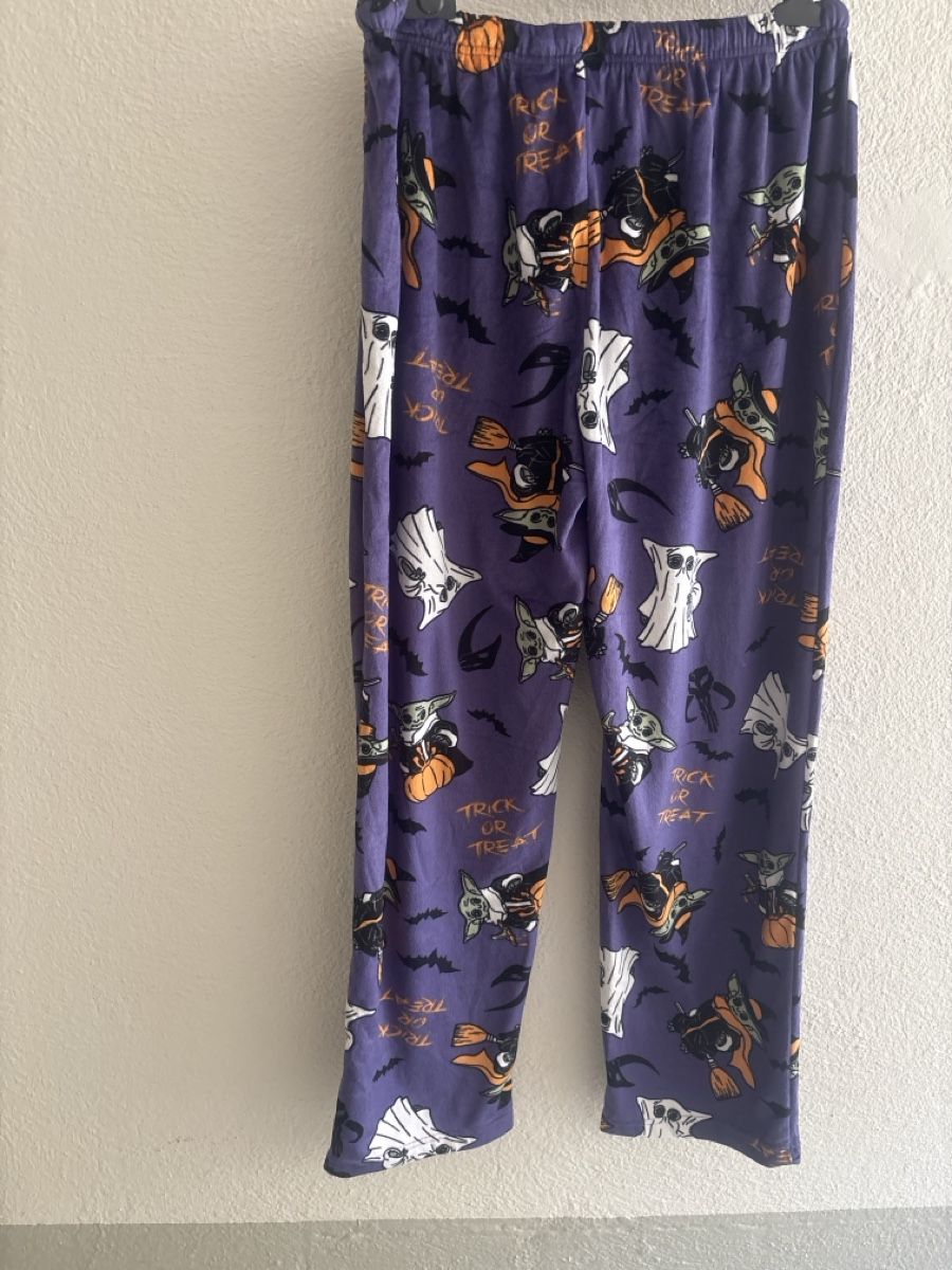 Star Wars Pigiami: Star Wars Pyjamahose Lila Grösse L – Nuovo (secondo la descrizione) da Wallisellen venduto da ASZT 2