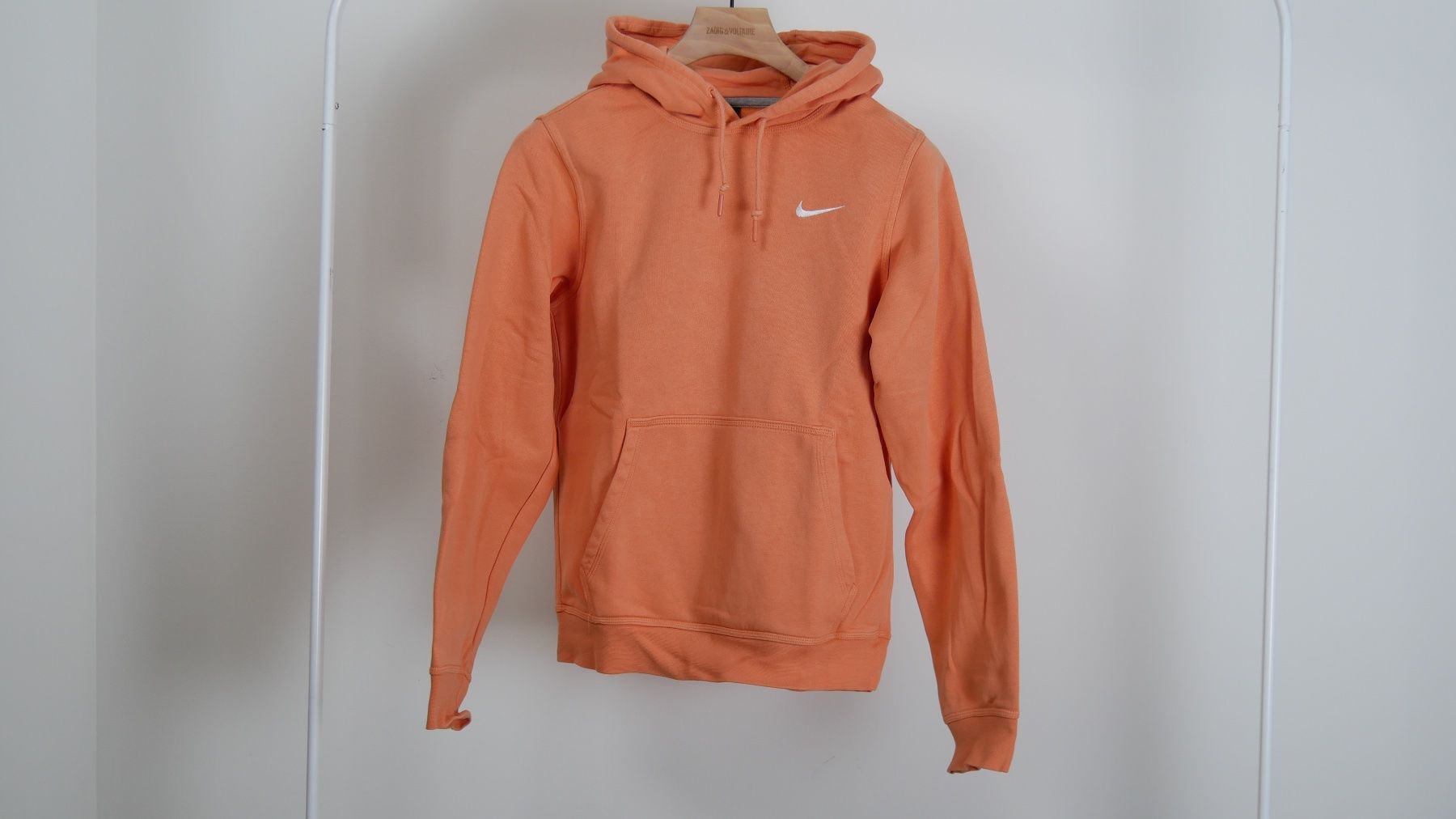 Nike Maglioni & Felpe: Nike Hoodie Sweatshirt Sweater Pullover orange Kaputze – Nuovo (secondo la descrizione) da Zürich venduto da julia_vina