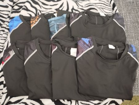 8x Tee-shirts Short Sleeve - Size Medium M