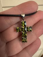 Kreuz Anhänger Silber 925 mit grünen Steinen, Top!