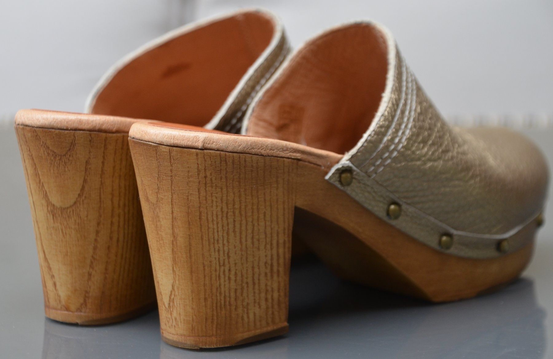 Penelope Chilvers Scarpe da donna: Penelope Chilvers Clogs / Sabot 39 – Nuovo (secondo la descrizione) da Collonges venduto da arashee 6