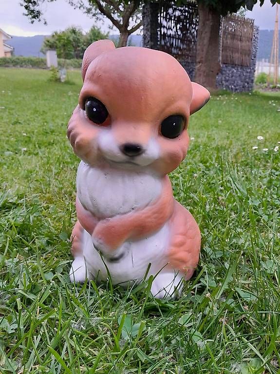 Statuette: Lapin gros yeux ht. 26 cm – Nuovo (secondo la descrizione) da courtételle venduto da capsule05 3