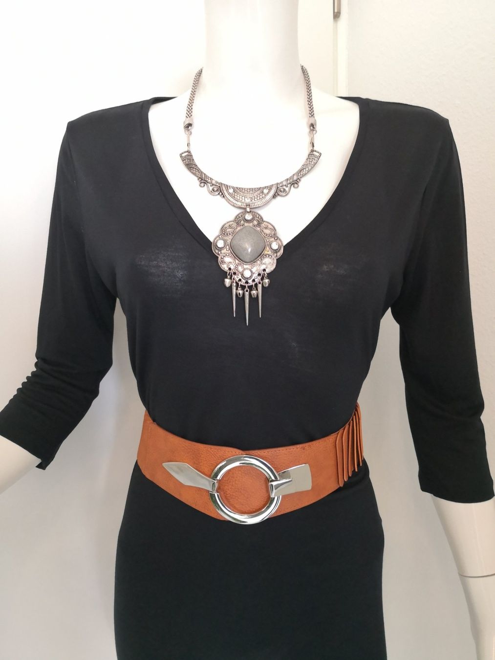Mango Kleider: 🤩MANGO KLEID SCHWARZ & V-SCHNITT – Neu (gemäss Beschreibung) aus Olten von Naja-Twins-Twins 7