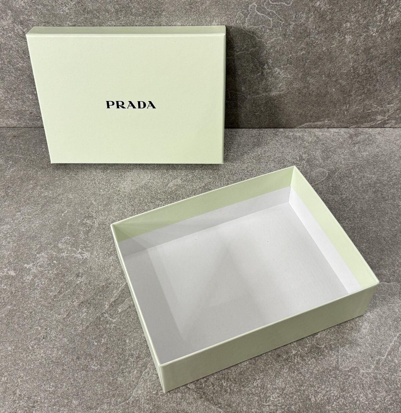 Prada Altro in Decorazioni & Accessori: PRADA BOX ... – Nuovo e nell'imballaggio originale da Chur venduto da Papageibarsch77 1