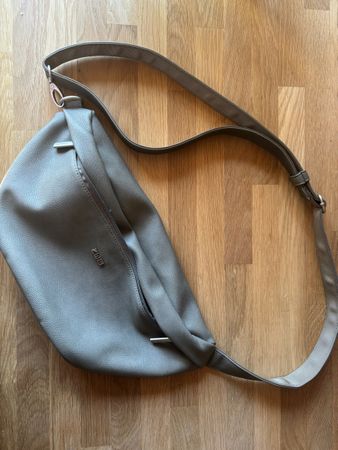 ZWEI Umhängetasche Crossover Bag olivgrün