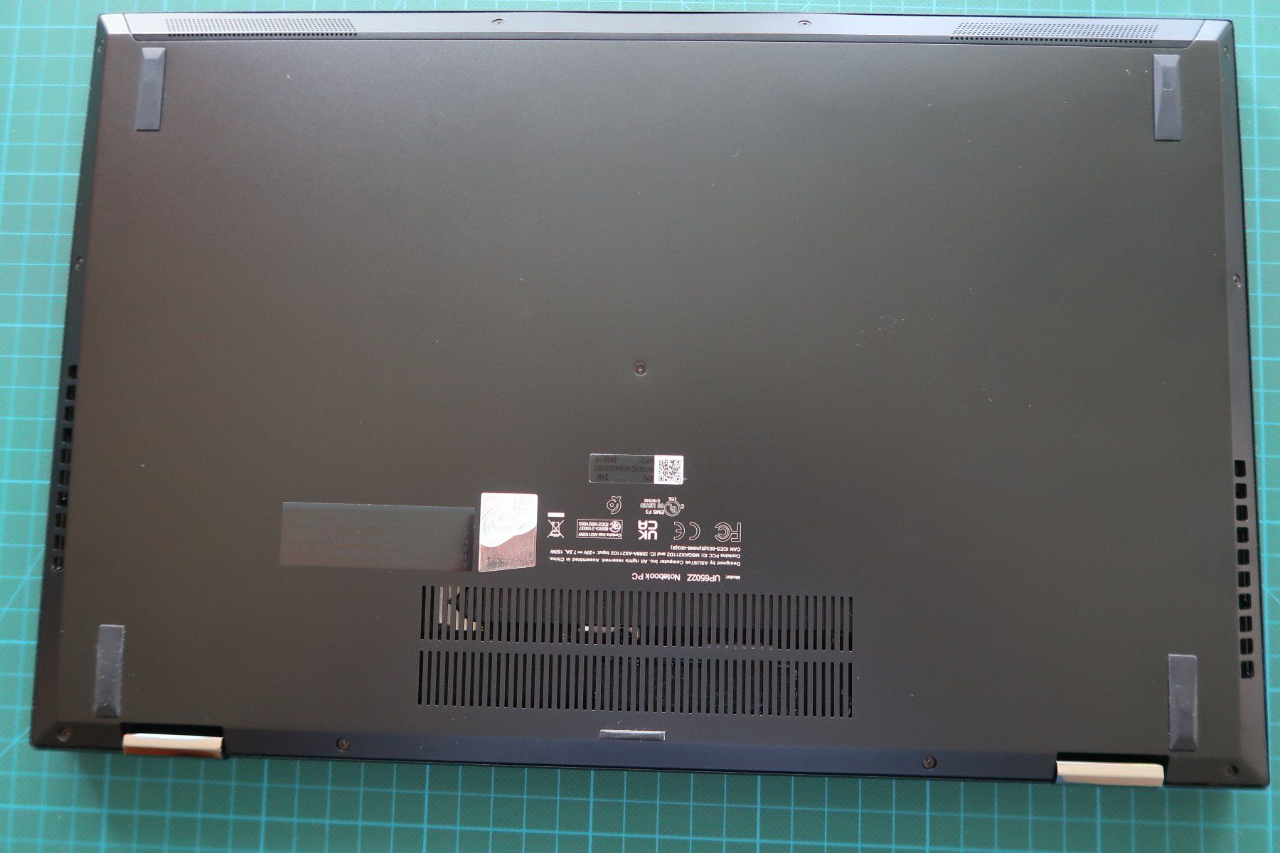 Asus Notebooks: Asus Zenbook Pro 15 Flip OLED – Gebraucht aus Bottmingen von PeterGuyer 2