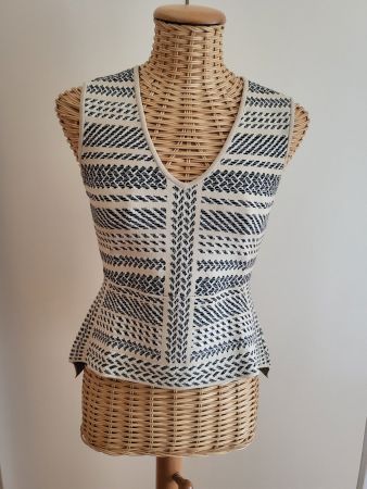Top d'été sans manches, neuf, taille XS — Élégant!