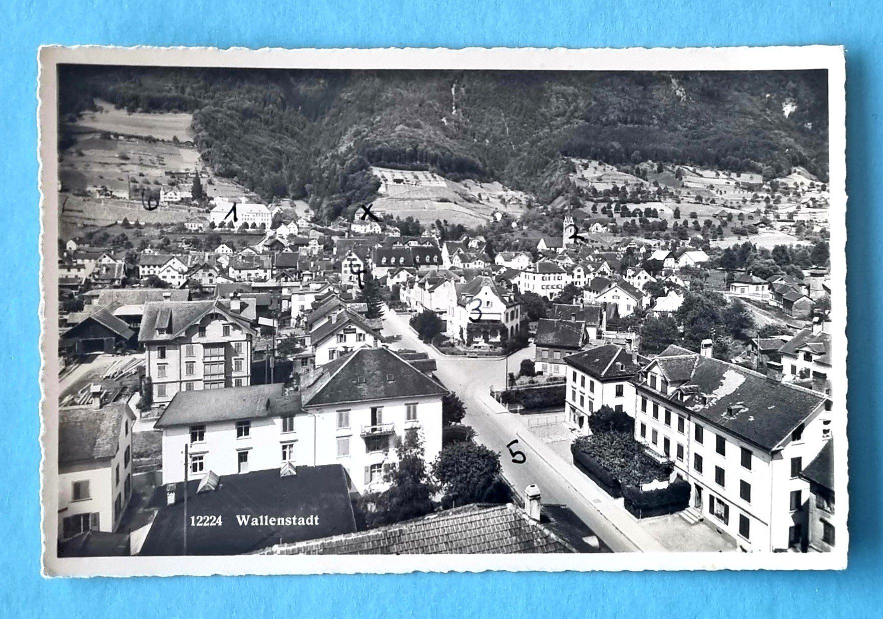 Cartoline postali: Walenstadt  - Dorfansicht - alte Ansichtskarte – Usato da Rothrist venduto da RROENK