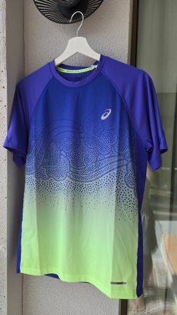Sportshirt (S), Asics Road Fade, ungetragen