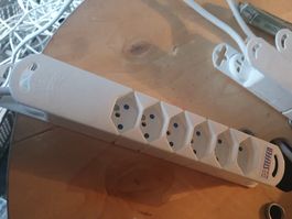 Einen Steckleiste 6xT13 Steckdosenleiste Stefan mit Magnet