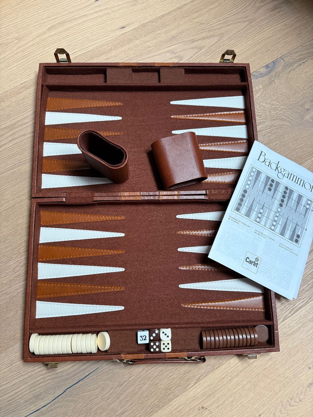 Jeux: Spiele-Set "Eile mit Weile - Holz" und "Backgammon" – D'occasion à Pfäffikon SZ par Curli