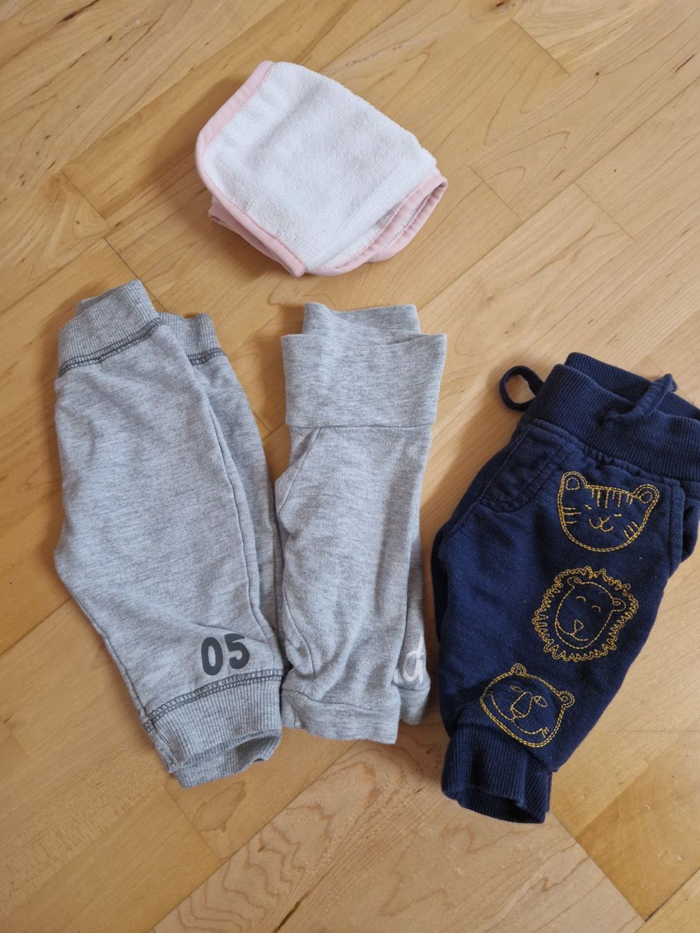 Lotti & Set di vestiti: Kleiderpaket Grösse 50/56 – Usato da Niederneunforn venduto da cigu87 6