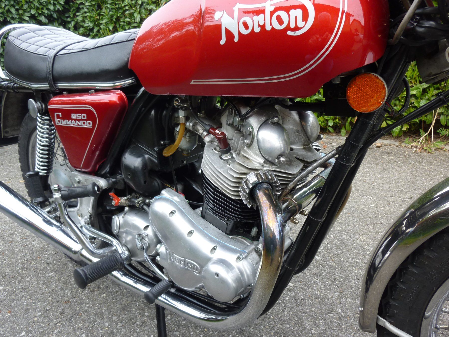 Norton Strada: Norton Commando 850 - Moto Anglaise de Collection! – Usato da Cousset venduto da mdm_j9j8 3